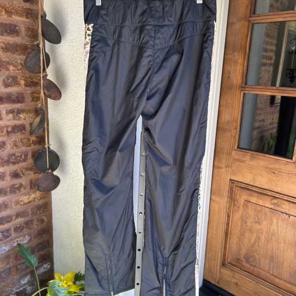 A Diamond in the Snow - Picture 2 of 4